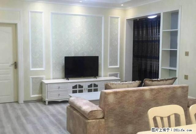 新区三室两厅一厨两卫精装修带家具家电拎包入住。 - 房屋出租 - 房屋租售 - 拉萨分类信息 - 拉萨28生活网 lasa.28life.net
